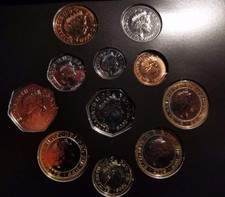 Royal Mint Kew Gardens 50p, Royal Shield of arms uncirculated In Sealed Pack 