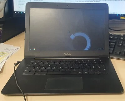 pc portable Asus Chromebook C300m - Photo 1/4