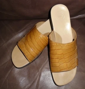 Nurture Leather~Camel Croc print, MUSIC, 9M, Slip On Sandals EUC! Lightly used - Picture 1 of 7