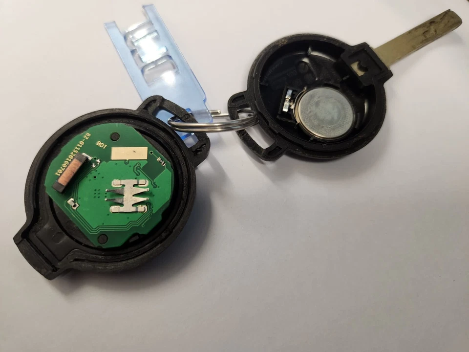 2007 - 2015 Duracell Smart Car Fortwo 451 Remote Fob Key Coin Cell BATTERY only - Image 1 of 1