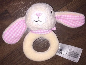 H&M Greifling Rassel Klapper Kopf Rosa Weiß Kariert Plüschtier Hase Rabbit Rund - Picture 1 of 4