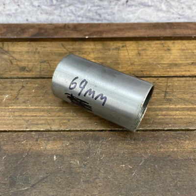 Brazalete de pedalier de bicicleta de colección NOS 68 mm marco de acero roscado británico Foto 1 de 4