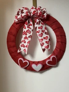 Saint Valentine’s Day Wreath 14Inches - Picture 1 of 1