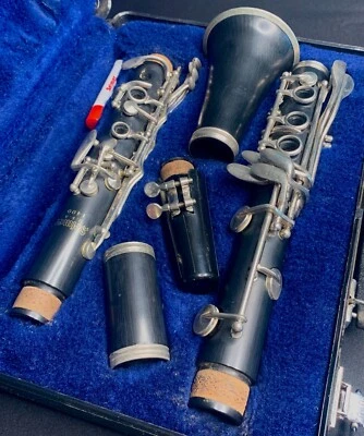 Clarinete Selmer 1400, con estuche, USA, buen estado Foto 1 de 4