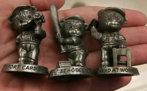 Vintage Avon Little Pewter School Bears Lot Collection Figurines Dated 1983-84 - Picture 1 of 7
