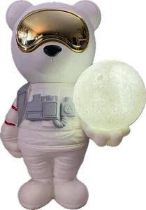 Astronaut Bear Holding Moon White LED Night Light Bluetooth Speaker Portable EUC - Picture 1 of 20