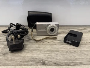 Casio Exilm Ex-z75 7,2 megapixel fotocamera digitale argento testata - Foto 1 di 7