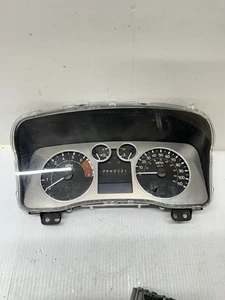 2006-2010 HUMMER H3 Instrument Cluster With Speedometer Tachometer 135k Ish T20 - Picture 1 of 7