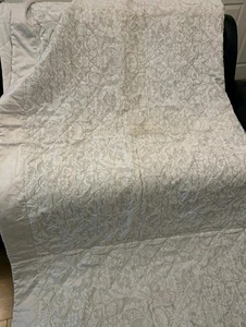 Dorma Winchester Bedspread  superking size Light Grey 265x265cm - Picture 1 of 4