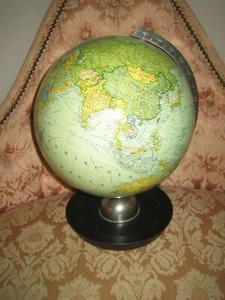 Splendid Vintage Rare JRO-Verlag München 12 Globe on Wooden Base - Picture 1 of 12
