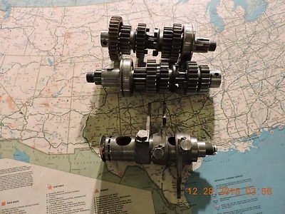 Kawasaki A1 samuri 250 1967 transmisión engranajes B14 Foto 1 de 4