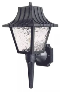 Colonial 1 Light 60W Colonial-Style Outdoor Wall Sconce - Lantern - Picture 1 of 2