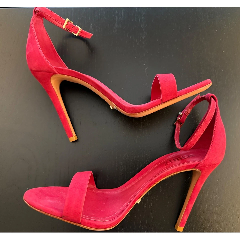 Sandalia Schutz Cadey-Lee de cuero con correa al tobillo Stiletto para mujer 8B tacón de gamuza rojo Foto 1 de 4