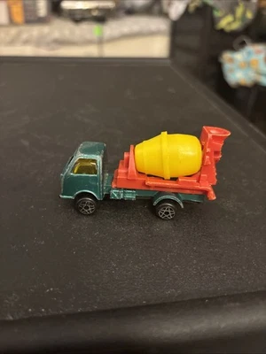 Vintage Cement Mixer 1/64 Green/Yellow Toy Concrete Truck 1990s.           C6 - Image 1 of 4