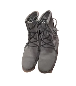 Minnetonka Sz 7 Gray High Top Suede Boots EUC - Picture 1 of 5