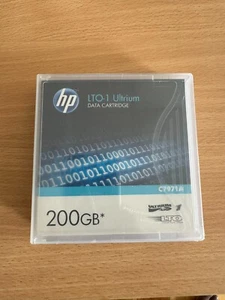 NEW and sealed - HP LT01 Ultrium Data Cartridge 200GB C7971A - Picture 1 of 3