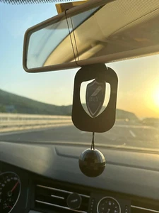 Menge Neu 25 Stück Little Trees Lufterfrischer für Auto mit "BMY Motors" Logo - Bild 1 von 1