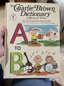 A to B - Vintage CHARLIE BROWN Dictionary Volume One 1973 World Publishing - Imagen 1 de 6