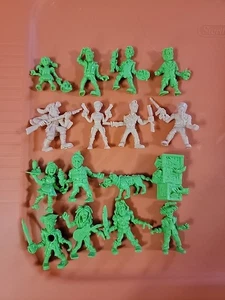 SLUG Zombies Series 4 Set Of 16 S.L.U.G. Figure Toy Complete - Picture 1 of 10