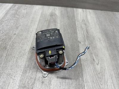 Soporte de módulo sensor radar punto ciego para pasajeros Ram 2500 3500 2020-2023 OEM (8) Foto 1 de 4