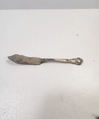 PAT 95  Sterling Flatware, Chantilly, Butter Knife, 7 inches Mono - Image 1 of 4