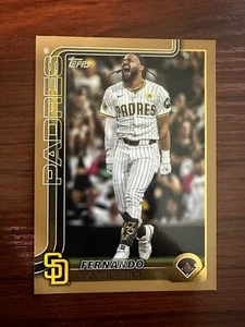 2025 Topps Series 2 Fernando Tatis Jr. GOLD /2025 Padres #600 - Picture 1 of 1