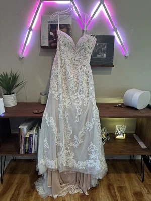 The Bridal Gallery Lace Wedding Dress - Brand new, never worn - Image 1 of 4