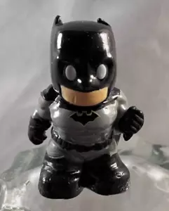 Ooshies - DC - Batman Rebirth - Common - Warner Bro. - Picture 1 of 6