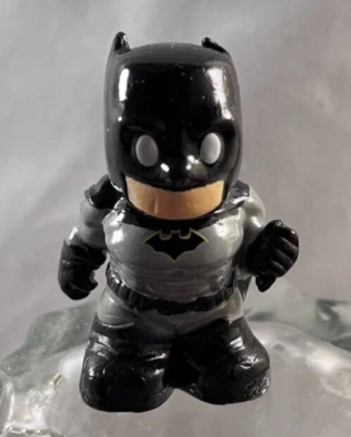 Ooshies - DC - Batman Rebirth - Common - Warner Bro. - Image 1 of 4
