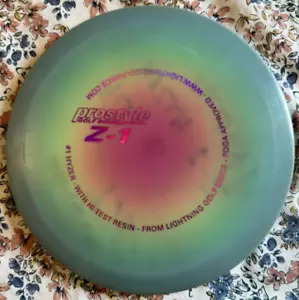 RARE NEW Prostyle Z-1 Hyzer Multi-Color, Hi-Test Resin, 176g by Lightning Discs - Picture 1 of 4