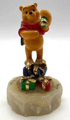 Disney Ron Lee Winnie The Pooh Presents Figurine - Signed 1140/1500 Limited - Image 1 of 4
