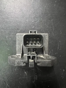 2015-2020 Ford Mustang GT 5.0 Fuel Pump Control Module fu5a-9d370-ma 110 - Picture 1 of 3