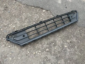 Ventilation Grille Front Bumper VOLVO XC40 Original 32136098 - Picture 1 of 5