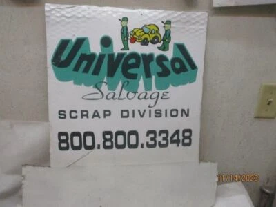 1999 Ford F-350 Interior Rear View Mirror - Image 1 of 4