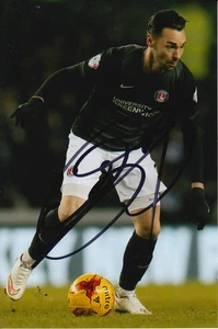 FOTO ATLÉTICA DE CHRIS EAGLES FIRMADA A MANO DE CHARLTON 6X4. - Imagen 1 de 1