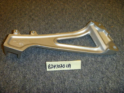 Reposapiés Ducati Monster S2R S4R 2004-2008 soporte izquierdo 82410701A fabricante de equipos originales nuevo Foto 1 de 4