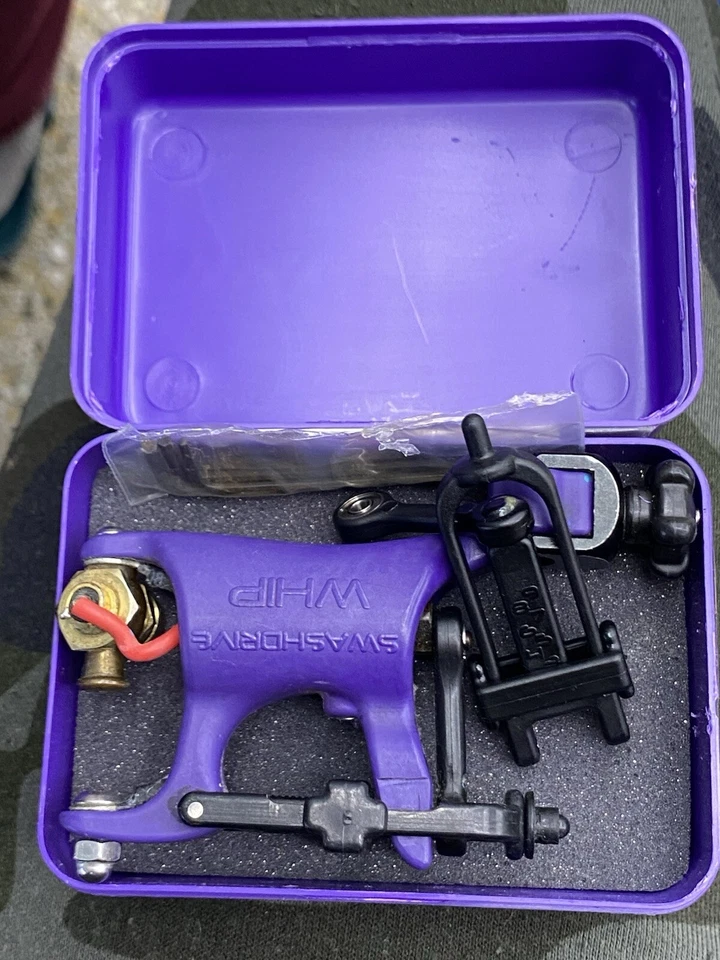 紫色 Swashdrive Whip 旋转纹身机 - 正品 澳大利亚制造  — 第 1/4 张图片