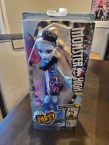Monster High Party Ghouls - Abbey Bominable - Nuovo con scatola - Foto 1 di 2