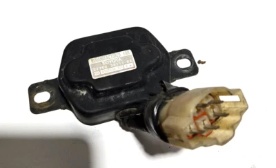 81-84 TOYOTA CAMIONETA PICKUP 22R ALTERNADOR REGULADOR DE VOLTAJE 27700-38113 OEM REMAN Foto 1 de 3