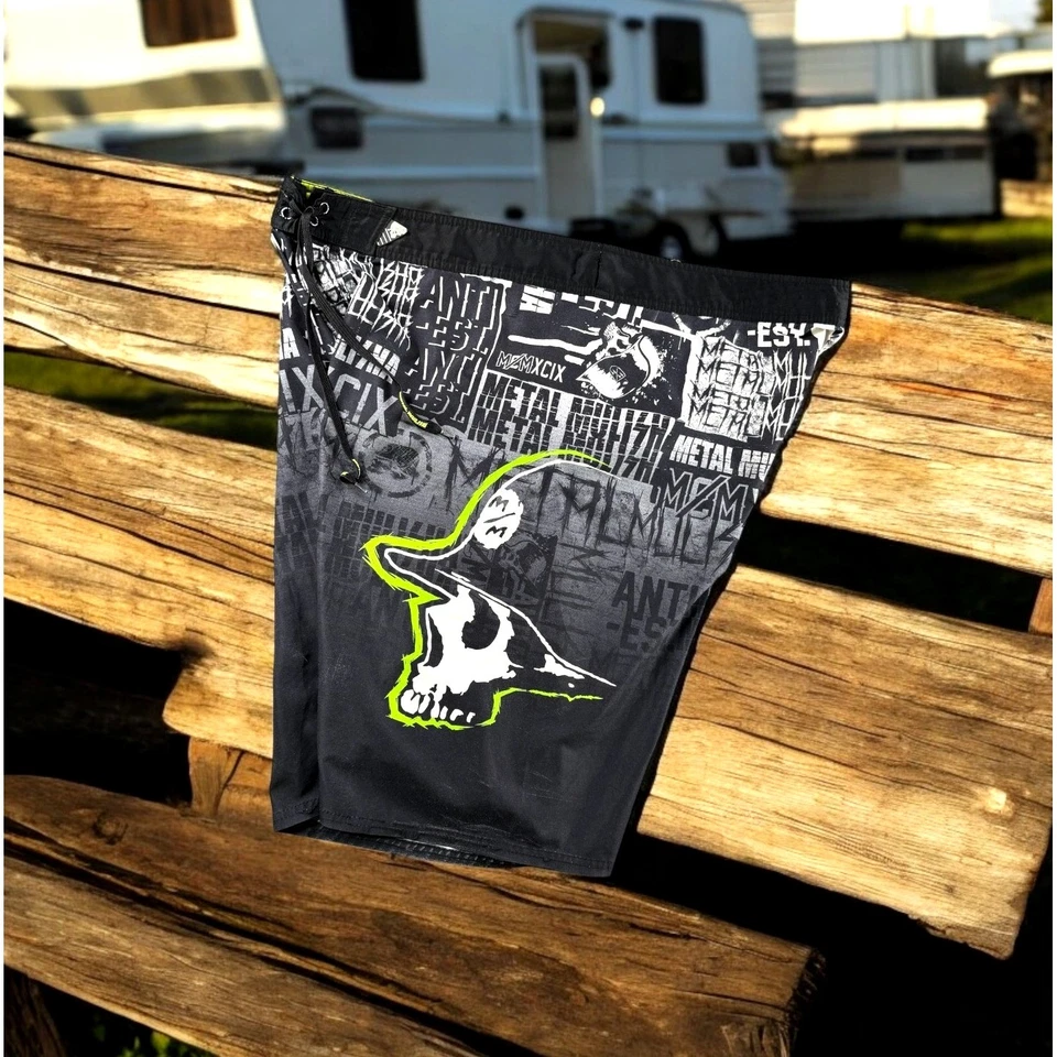 Pantalones Cortos De Colección Metal Mulisha Hombres 44 Negro Calavera Sueltos Y2K Retro MMA Raro Foto 1 de 4