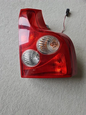 Volvo XC90 Mk1 03-06 RHS (Drivers Side) Rear Tail Light — 第 1/4 张图片