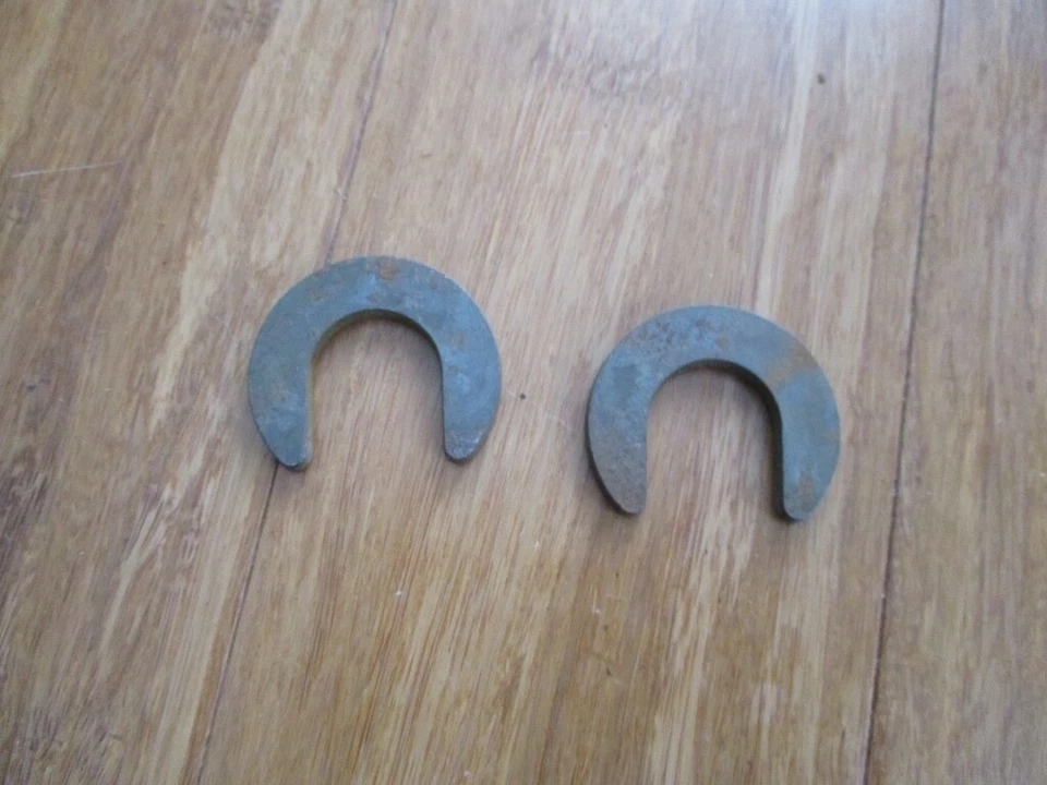 Used 78-95 Jeep Wrangler CJ5 YJ CJ7 Scrambler C-Clip Axle Clip Retainer Pair - Image 1 of 1