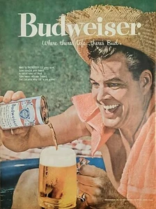 1959 Budweiser Printwerbung, Mann im Strohhut gießt eine kalte Knospe!!! - Bild 1 von 1