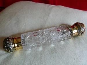 LOVELY LARGE 1889 SOLID SILVER & GILT CUT GLASS SCENT & VINAIGRETTE FLASK.SUPERB - Picture 1 of 9