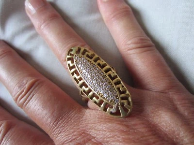 Anello ovale grande in argento 925 e topazi misura circa 17 - Immagine 1 di 3