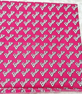 Tela de algodón Barbie Matel BC17973 rosa 44" ancho 1 yarda manualidades de costura - Imagen 1 de 8