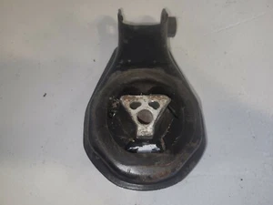 Volvo V50 S D 2.0 (E4) 2004 - 2010 Montaggio cambio - Foto 1 di 4