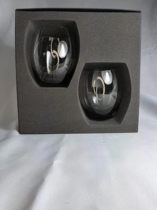 Pair of Versace Rosenthal Medusa Lumiere Clear Gray Wine Glass One Cracked - Picture 1 of 11