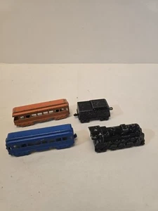 Vintage Midgetoy Diecast Metal 4 Piece Train Set Locomotive Rockford ILL Used - Picture 1 of 14