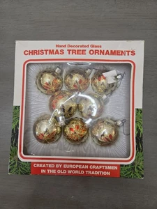 Set Of 8 Vintage Glass Hand Decorated Christmas Ornaments Bulbs Romania IOB - Picture 1 of 4